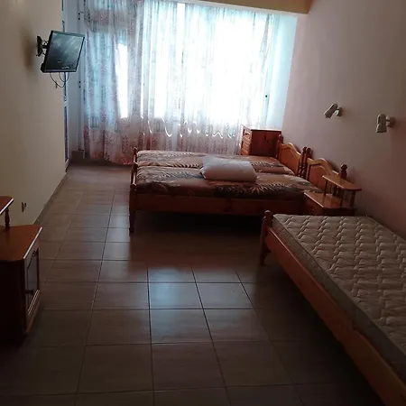 Apartment парк 2 *